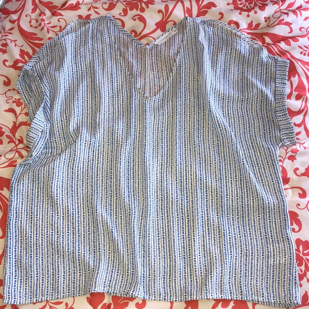 Lush cold shoulder L blouse white with blue hearts